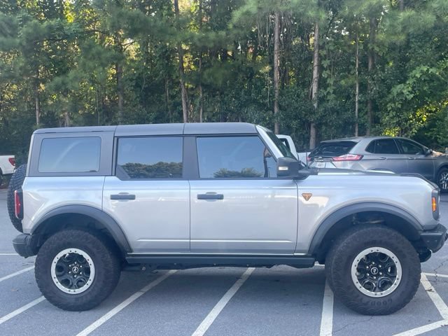 Certified 2022 Ford Bronco Badlands w/ Sasquatch Package AWD/4WD image 3