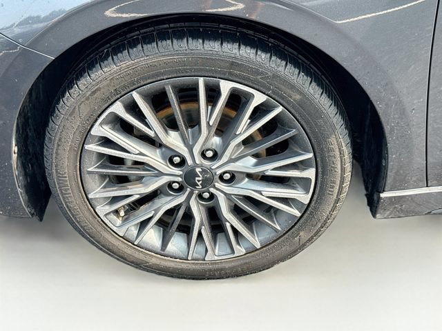 Used 2023 Kia Forte GT-Line w/ GT-Line Technology Package FWD image 37