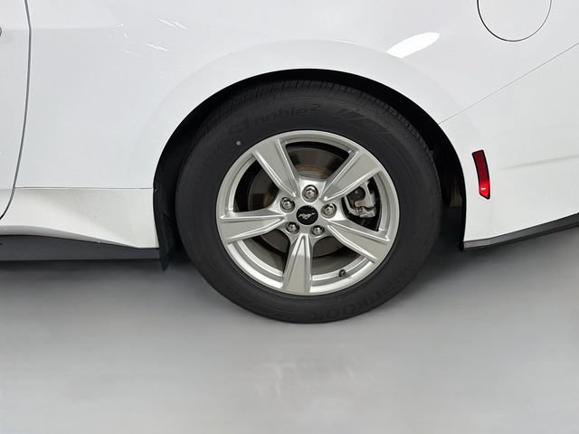 Certified 2024 Ford Mustang Coupe RWD image 32
