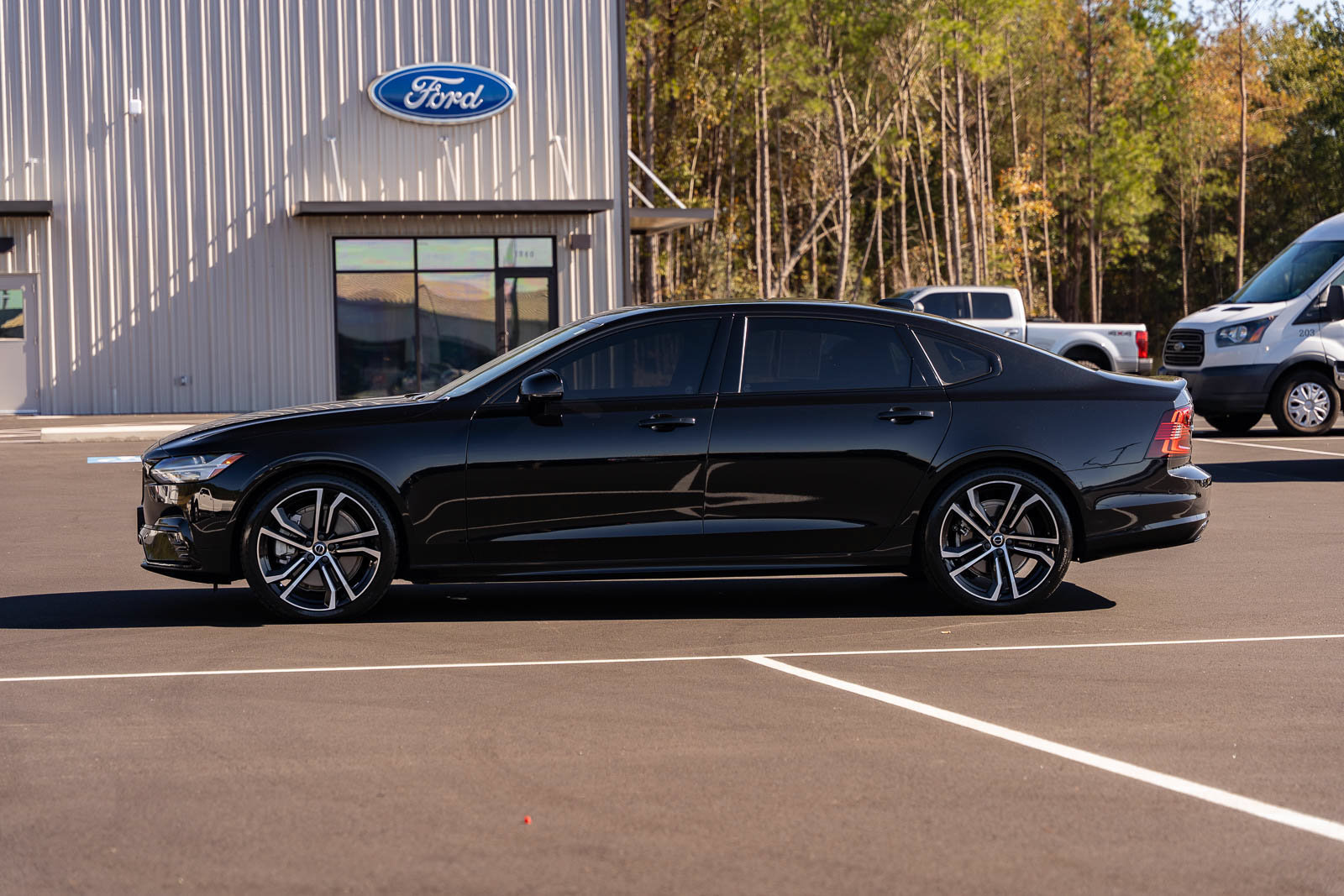 Used 2021 Volvo S90 T6 R-Design w/ Advanced Package AWD/4WD image 5