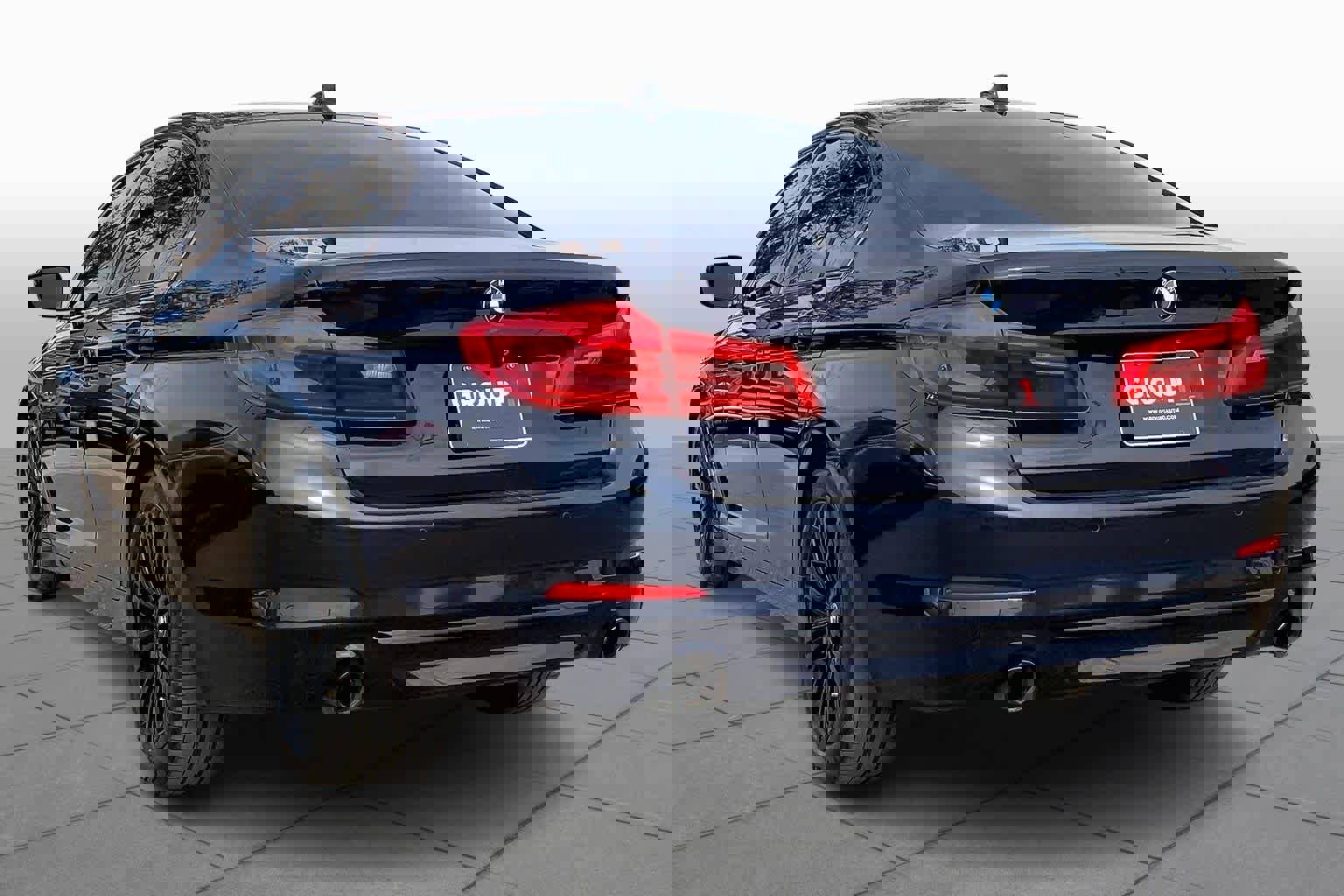 Used 2018 BMW 530i image 12