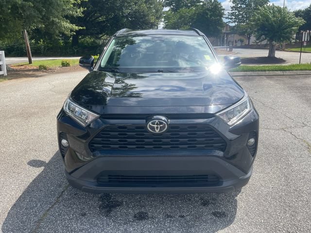 Used 2020 Toyota RAV4 XLE FWD image 2
