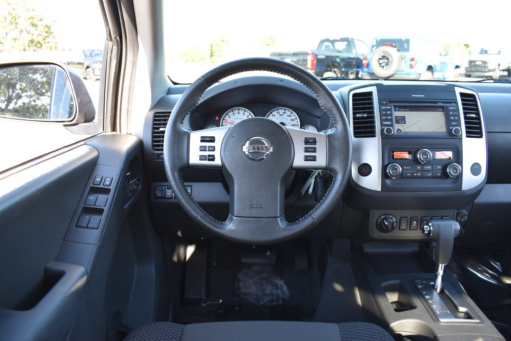 Used 2019 Nissan Frontier PRO-4X AWD/4WD image 16