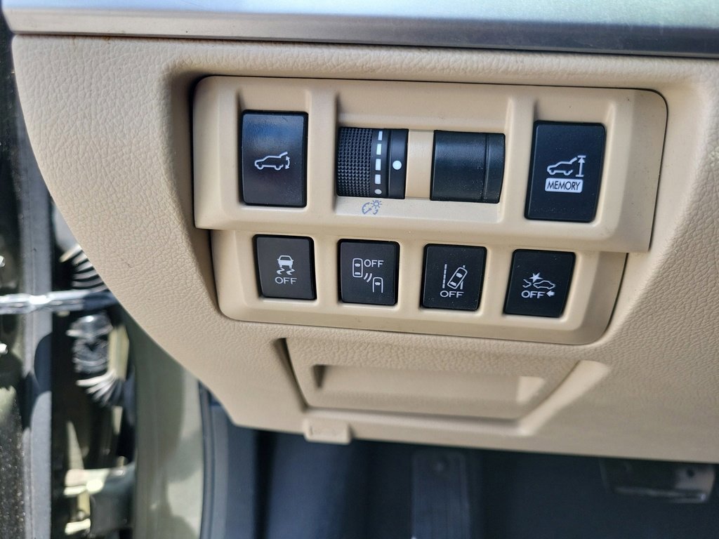 Used 2019 Subaru Outback 2.5i Premium image 24