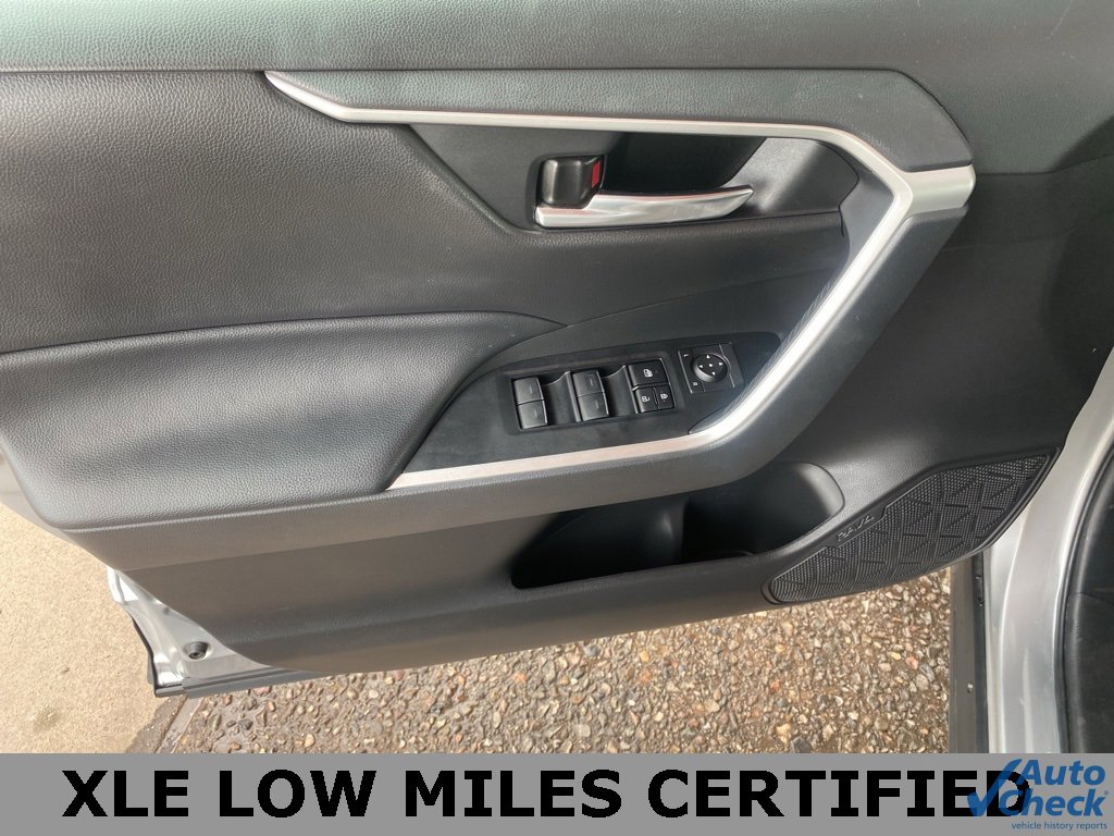 Used 2024 Toyota RAV4 XLE image 20