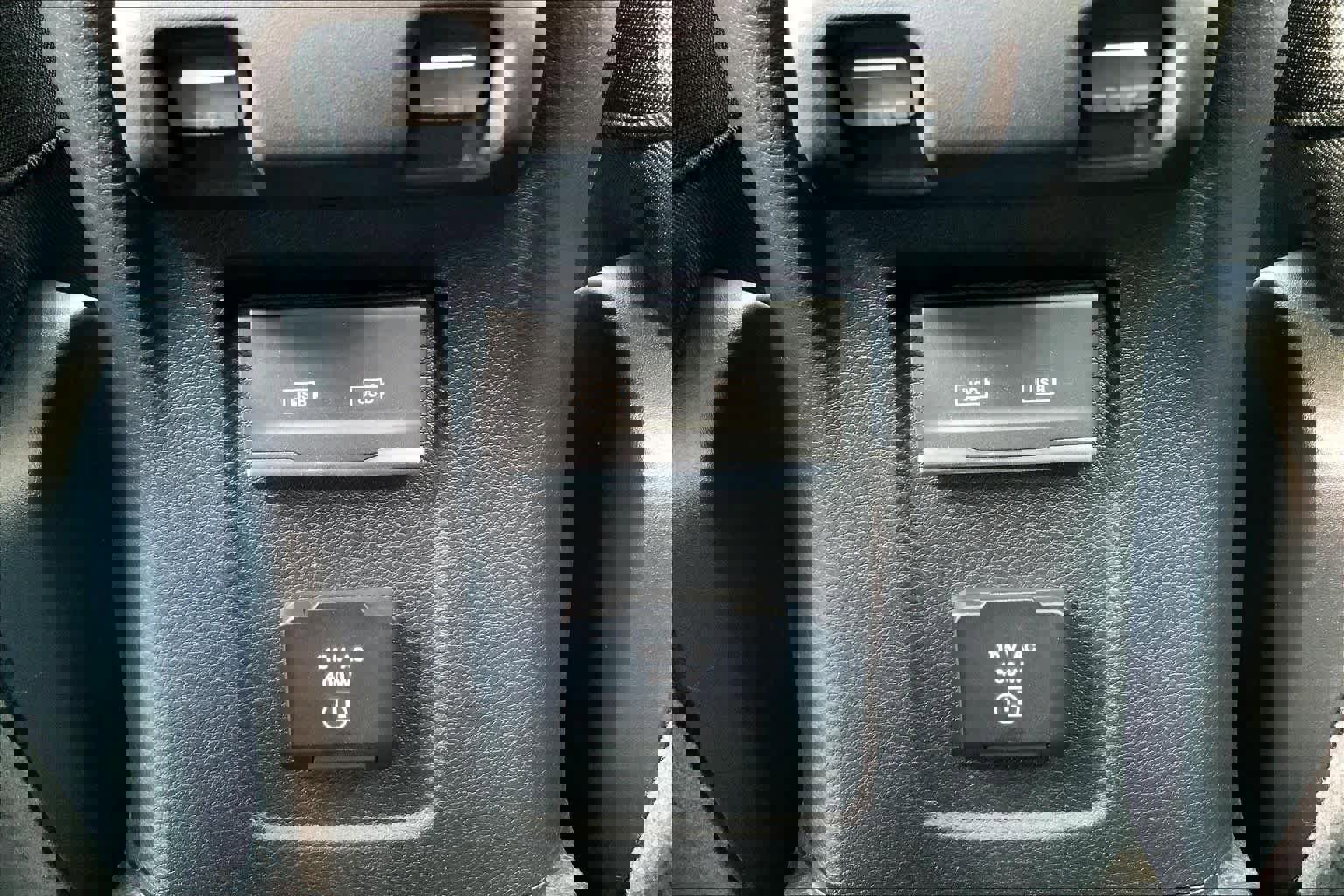 Used 2021 Jeep Gladiator Rubicon w/ Trailer Tow Package image 33