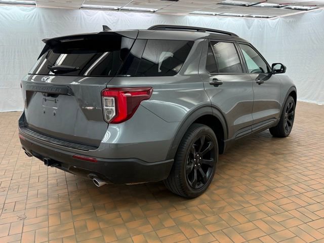 Certified 2024 Ford Explorer ST-Line w/ Class IV Trailer Tow Package image 5