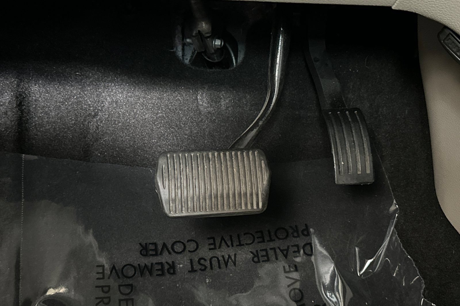 Certified 2018 Ford Escape Titanium FWD image 43