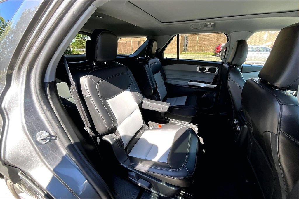 Certified 2023 Ford Explorer XLT w/ Equipment Group 202A AWD/4WD image 26