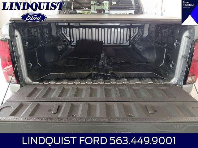 Used 2024 Chevrolet Colorado Z71 w/ Z71 Convenience Package 2 AWD/4WD image 21
