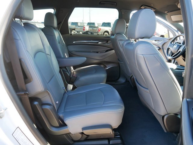 Used 2024 Buick Enclave Premium image 19