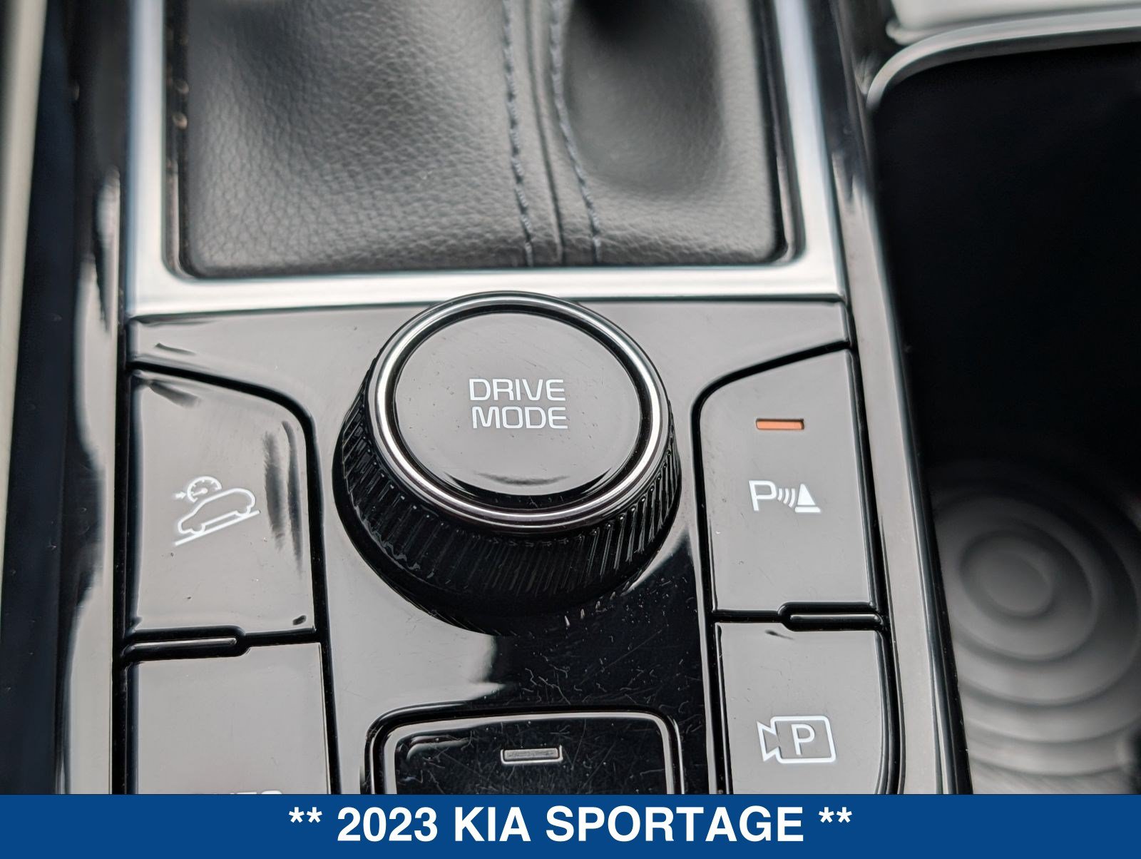 Used 2023 Kia Sportage EX FWD image 34