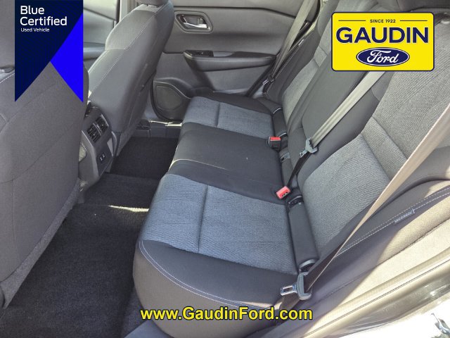 Used 2025 Nissan Rogue SV FWD image 12