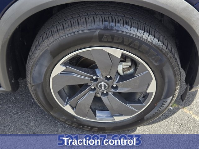 Used 2024 Nissan Rogue SV FWD image 20