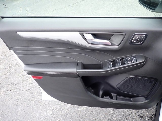 Certified 2024 Ford Escape Platinum image 20