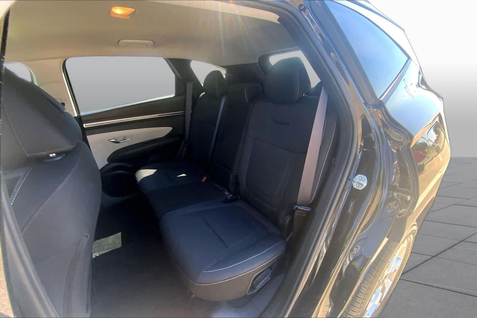 Used 2022 Hyundai Tucson SEL FWD image 21