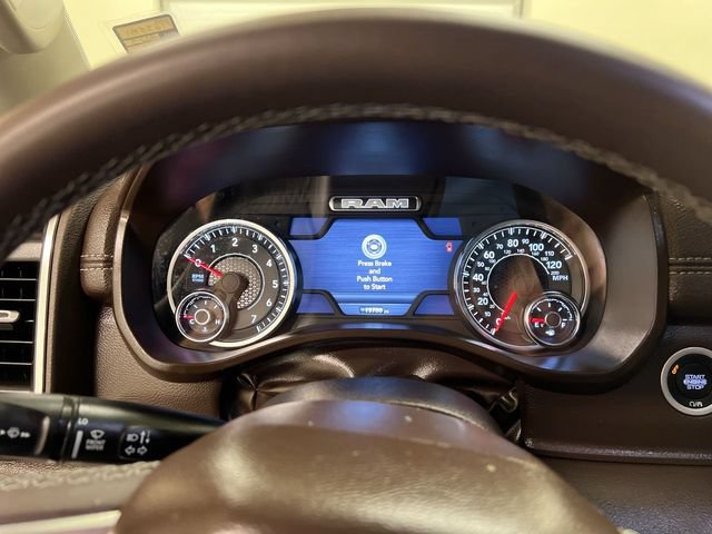 Used 2025 RAM 1500 Laramie AWD/4WD image 16