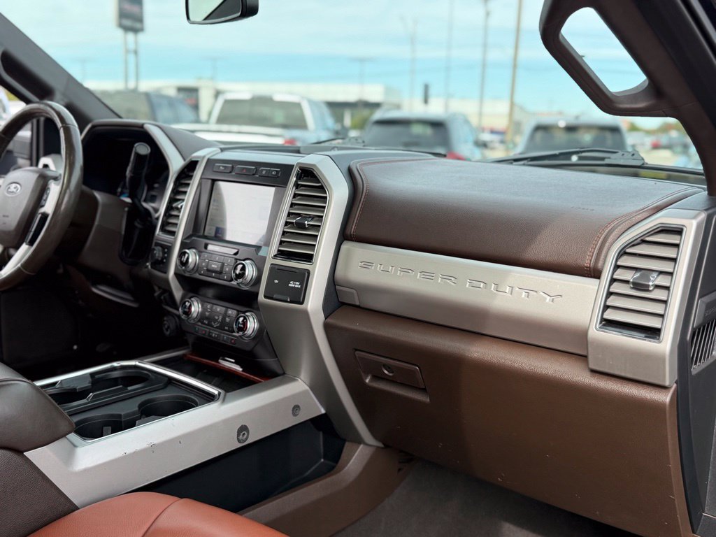 Certified 2020 Ford F250 King Ranch w/ King Ranch Ultimate Package AWD/4WD image 16