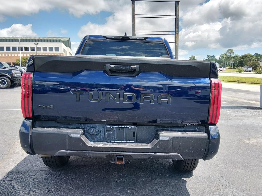 Used 2022 Toyota Tundra SR5 w/ SR5 Convenience Package AWD/4WD image 5