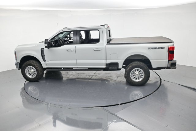 Certified 2025 Ford F250 Lariat w/ Lariat Ultimate Package AWD/4WD image 42
