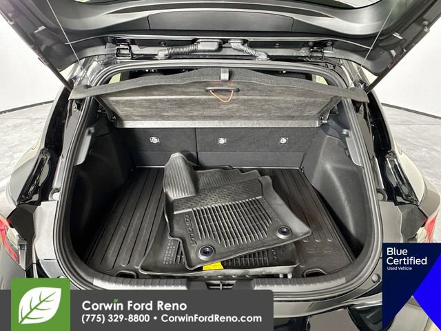 Used 2025 Toyota Corolla SE image 27