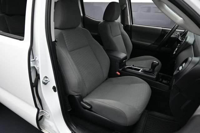 Used 2023 Toyota Tacoma SR AWD/4WD image 29
