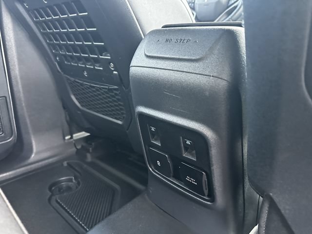 Certified 2024 Ford Bronco Black Diamond AWD/4WD image 40