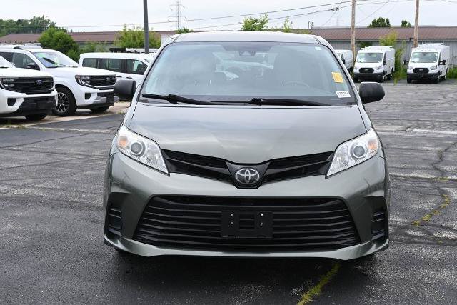 Used 2020 Toyota Sienna L FWD image 6