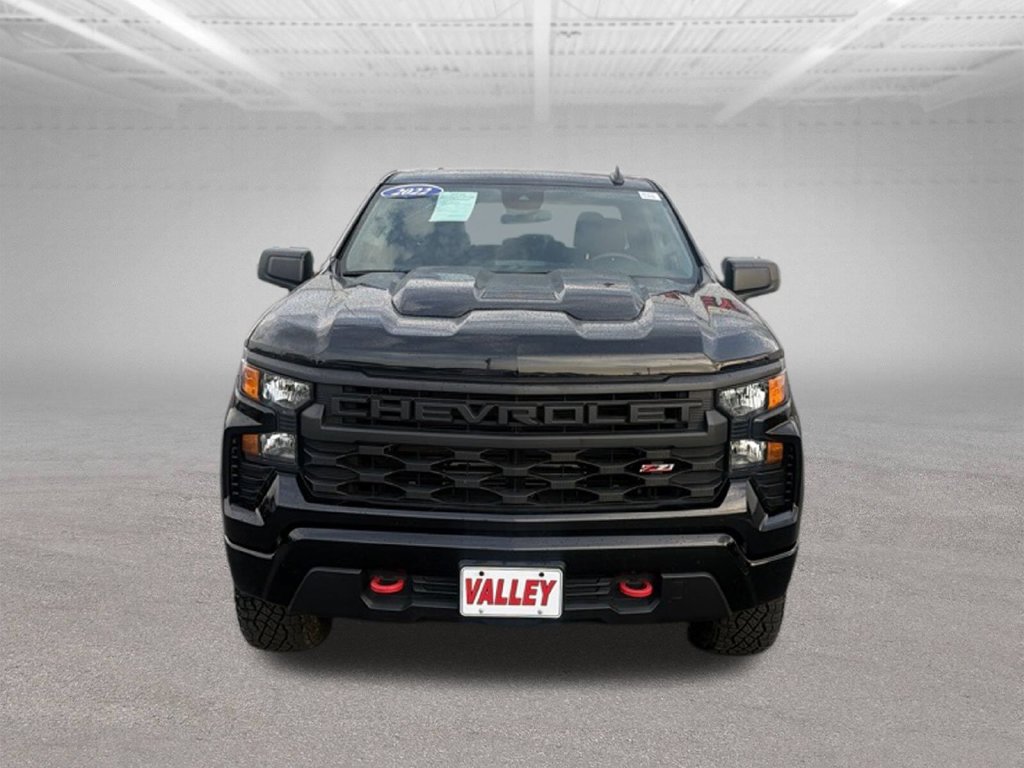Used 2022 Chevrolet Silverado 1500 Custom Trail Boss AWD/4WD image 3