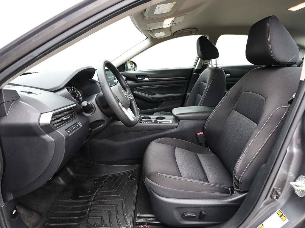 Used 2020 Nissan Altima 2.5 S AWD/4WD image 12