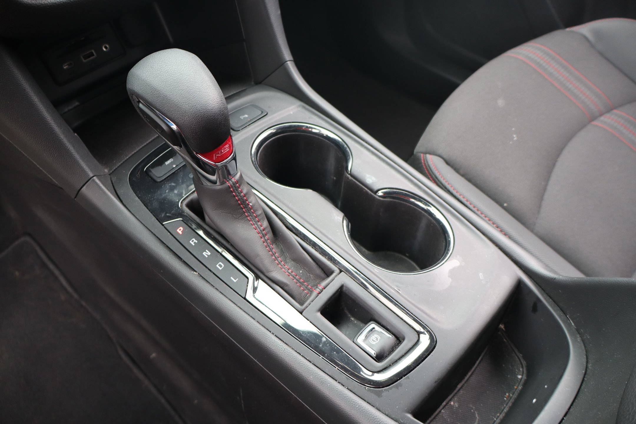 Used 2024 Chevrolet Equinox RS AWD/4WD image 17