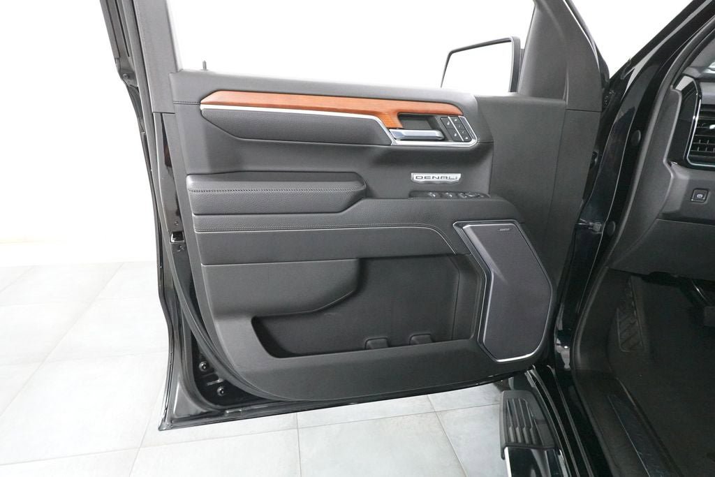 Used 2022 GMC Sierra 1500 Denali AWD/4WD image 25