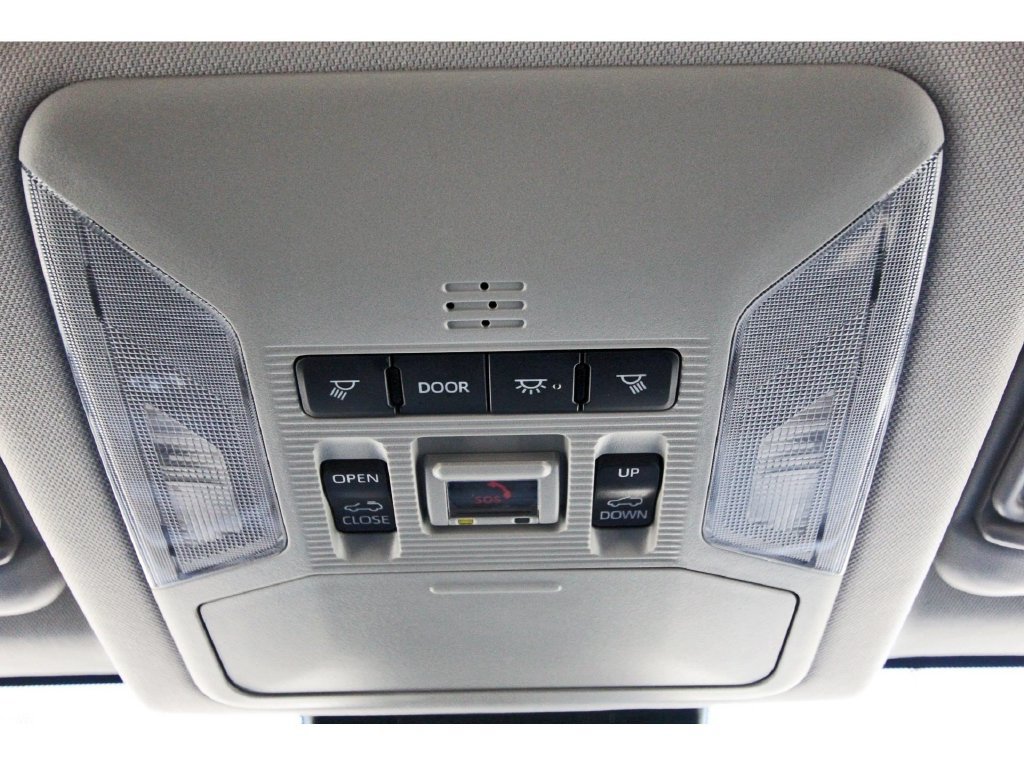 Used 2024 Toyota RAV4 XLE Premium FWD image 24