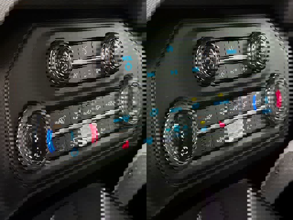 Certified 2022 Ford Bronco Big Bend image 17