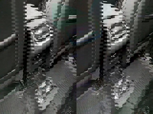 Used 2022 Cadillac XT6 Premium Luxury w/ Technology Package image 17