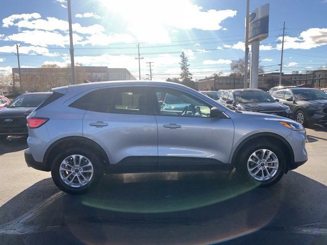 Certified 2022 Ford Escape SE w/ Convenience Package image 2