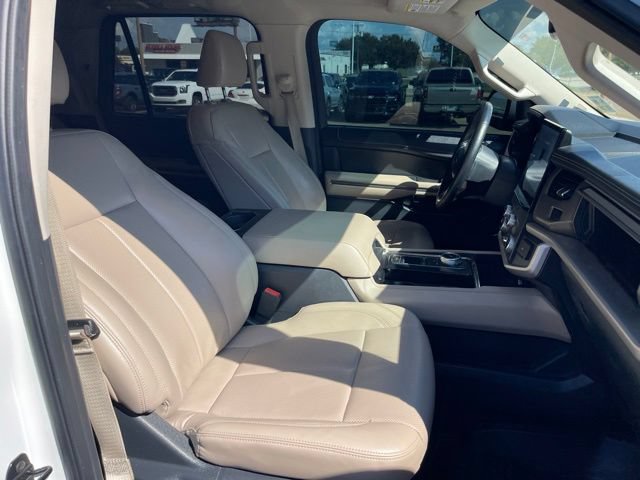 Certified 2022 Ford Expedition XLT RWD image 22