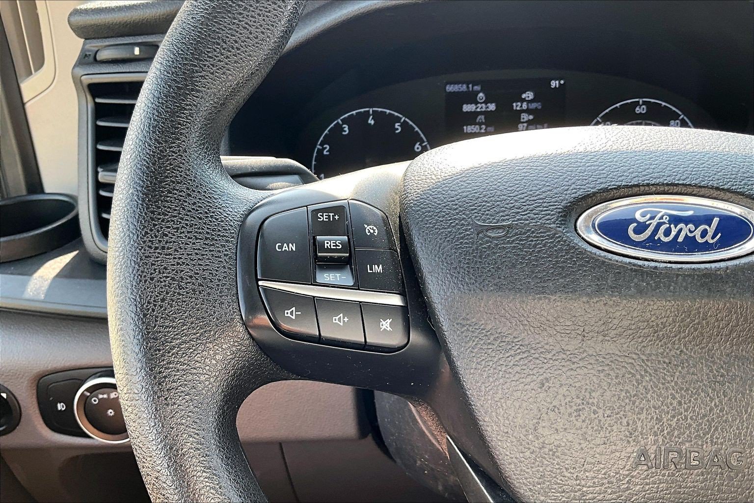 Certified 2020 Ford Transit 350 XLT RWD image 22