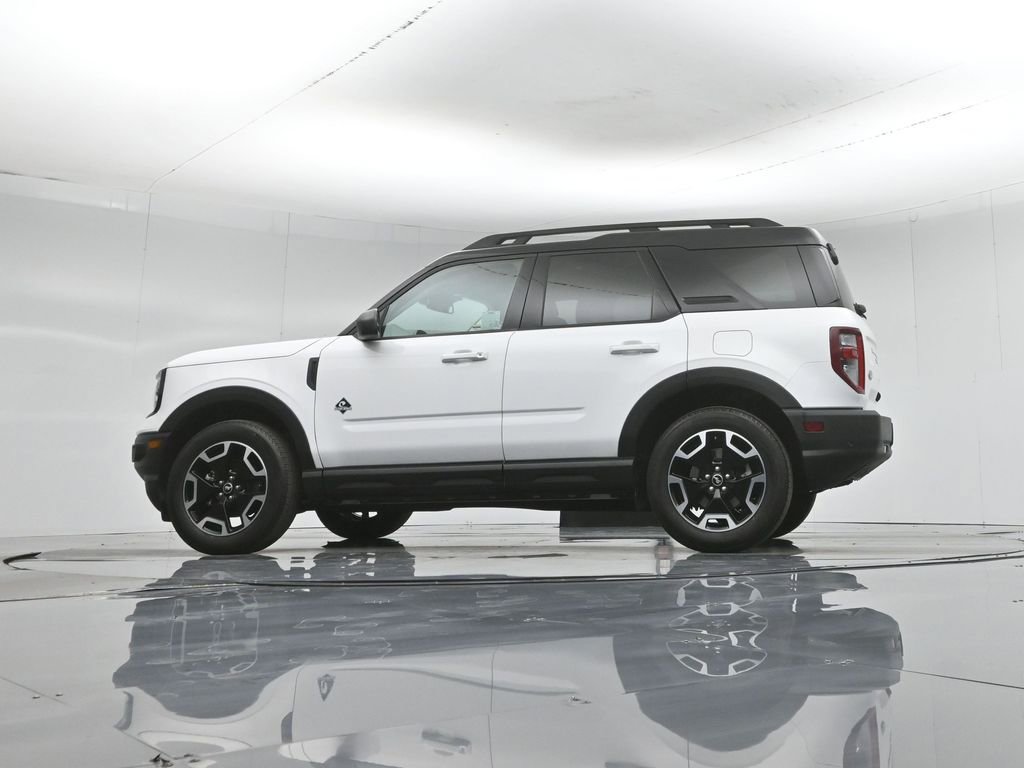 Certified 2024 Ford Bronco Sport Outer Banks w/ Tech Package AWD/4WD image 56