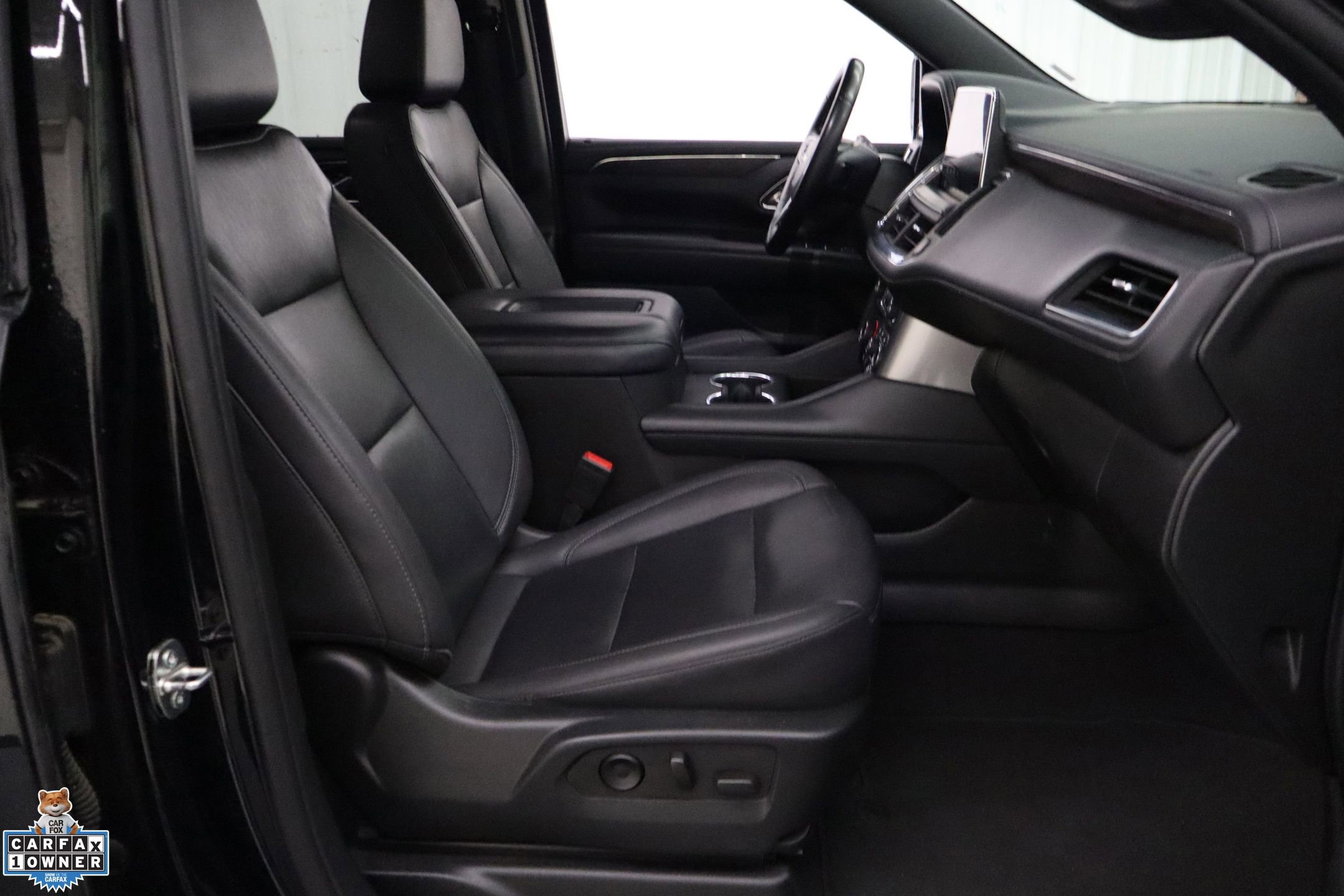 Used 2023 Chevrolet Tahoe LT image 30