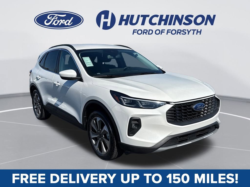 Certified 2025 Ford Escape Platinum w/ Class II Trailer Tow Package