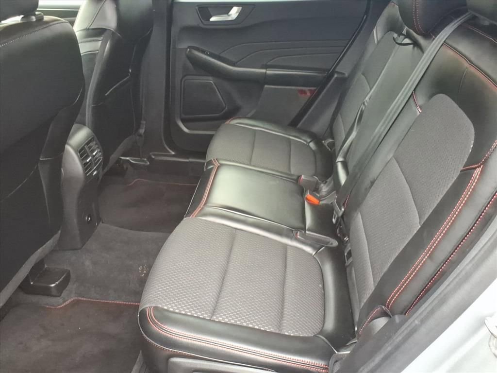 Certified 2023 Ford Escape ST-Line w/ Tech Pack #1 image 9