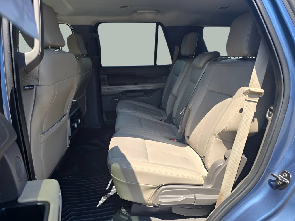 Certified 2018 Ford Expedition XLT w/ Equipment Group 202A RWD image 12