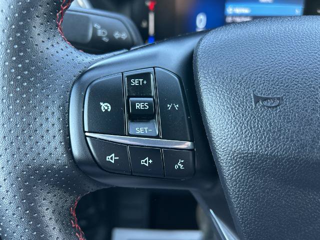 Certified 2025 Ford Escape ST-Line AWD/4WD image 14