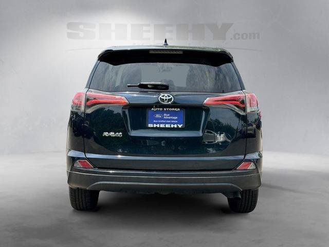 Used 2018 Toyota RAV4 LE FWD image 12