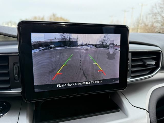 Certified 2022 Ford Explorer XLT w/ Equipment Group 202A image 21