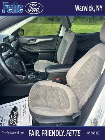 Certified 2022 Ford Escape SE w/ SE Sport Appearance Package AWD/4WD image 15