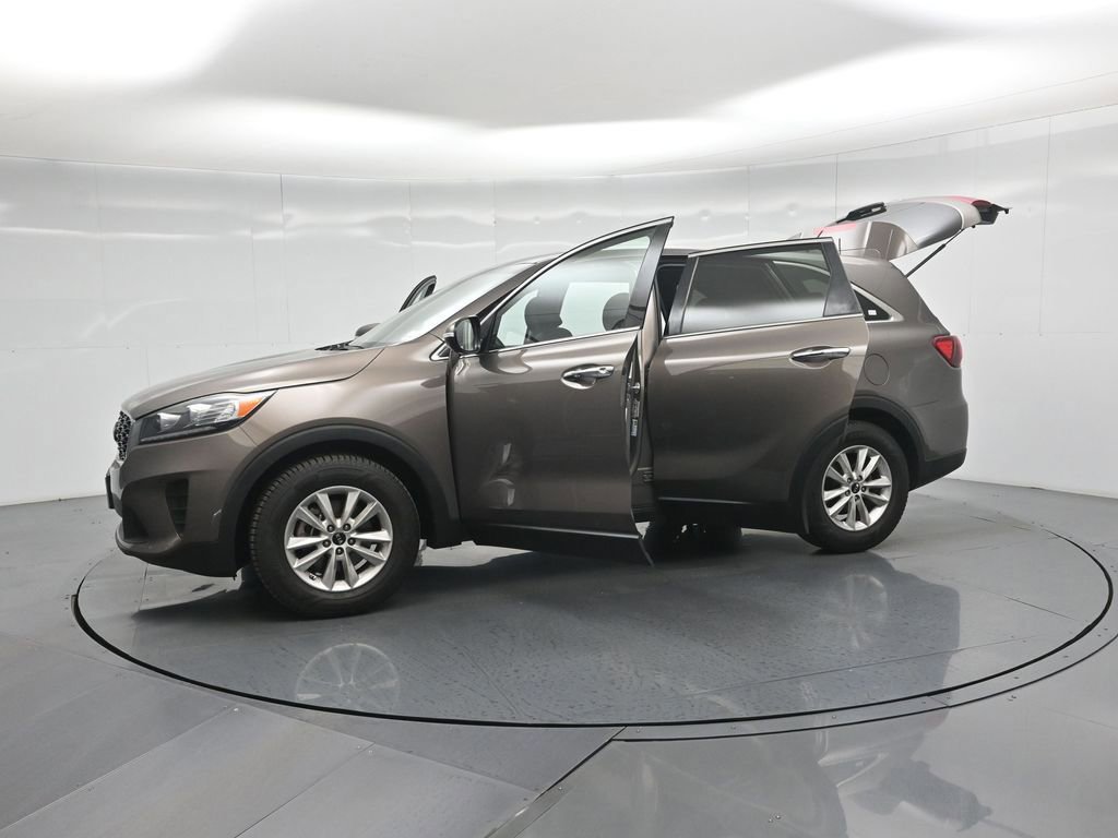 Used 2019 Kia Sorento LX image 59