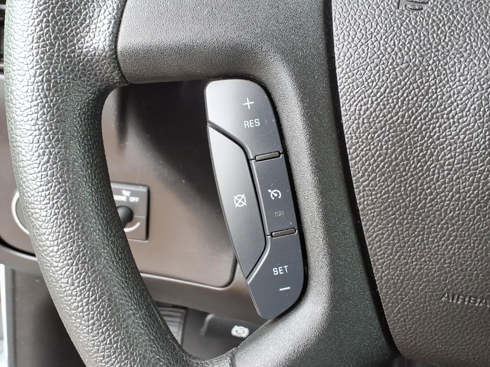 Used 2024 Chevrolet Express 2500 w/ Driver Convenience Package RWD image 13