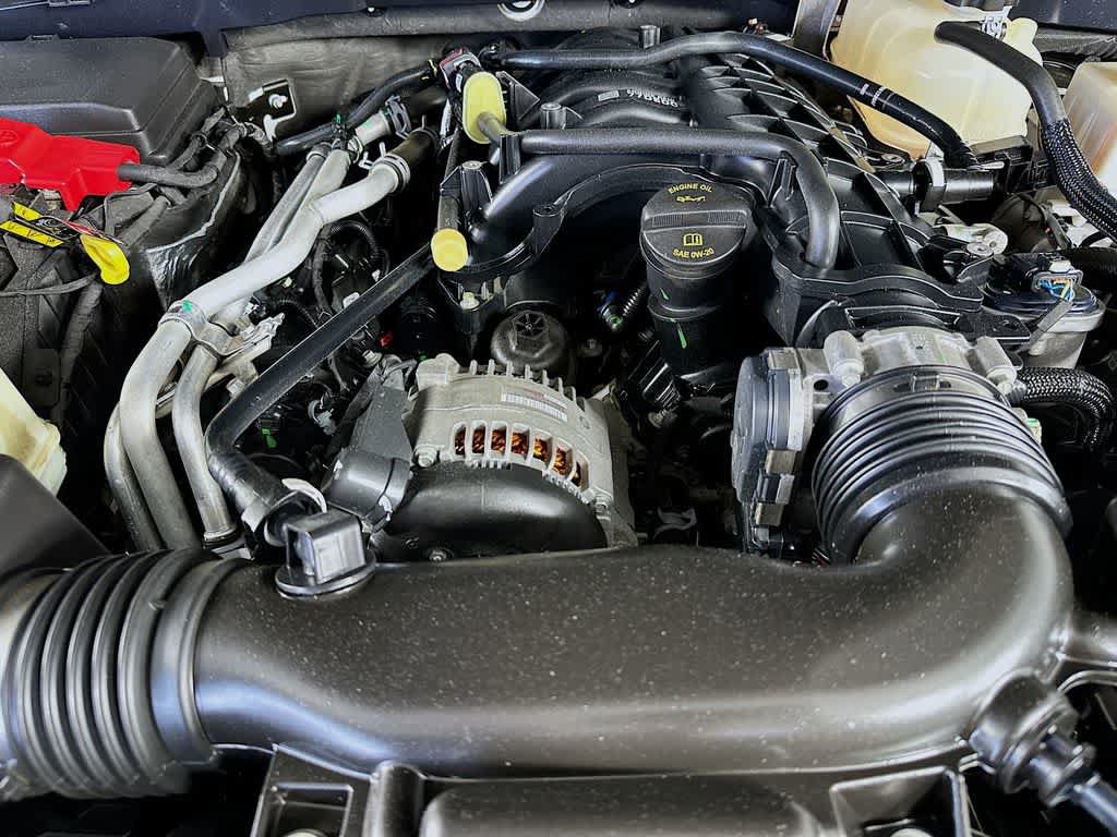 Used 2023 Jeep Gladiator Mojave w/ Dual Top Group AWD/4WD image 9